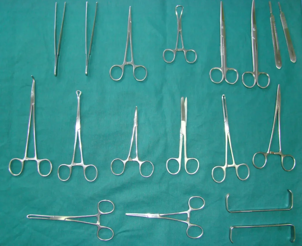 single use surgical instruments